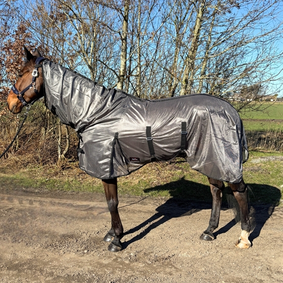 RK insekttäcke med magplatta