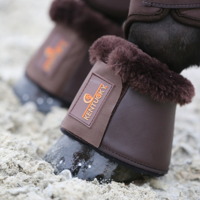 Kentucky boots till häst med falskt lamm